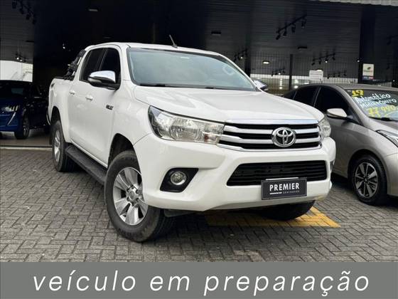 TOYOTA HILUX 2.8 SRV 4X4 CD 16V DIESEL 4P AUTOMÁTICO TOYOTA HILUX 2.8 SRV 4X4 CD 16V DIESEL 4P AUTOMÁTICO